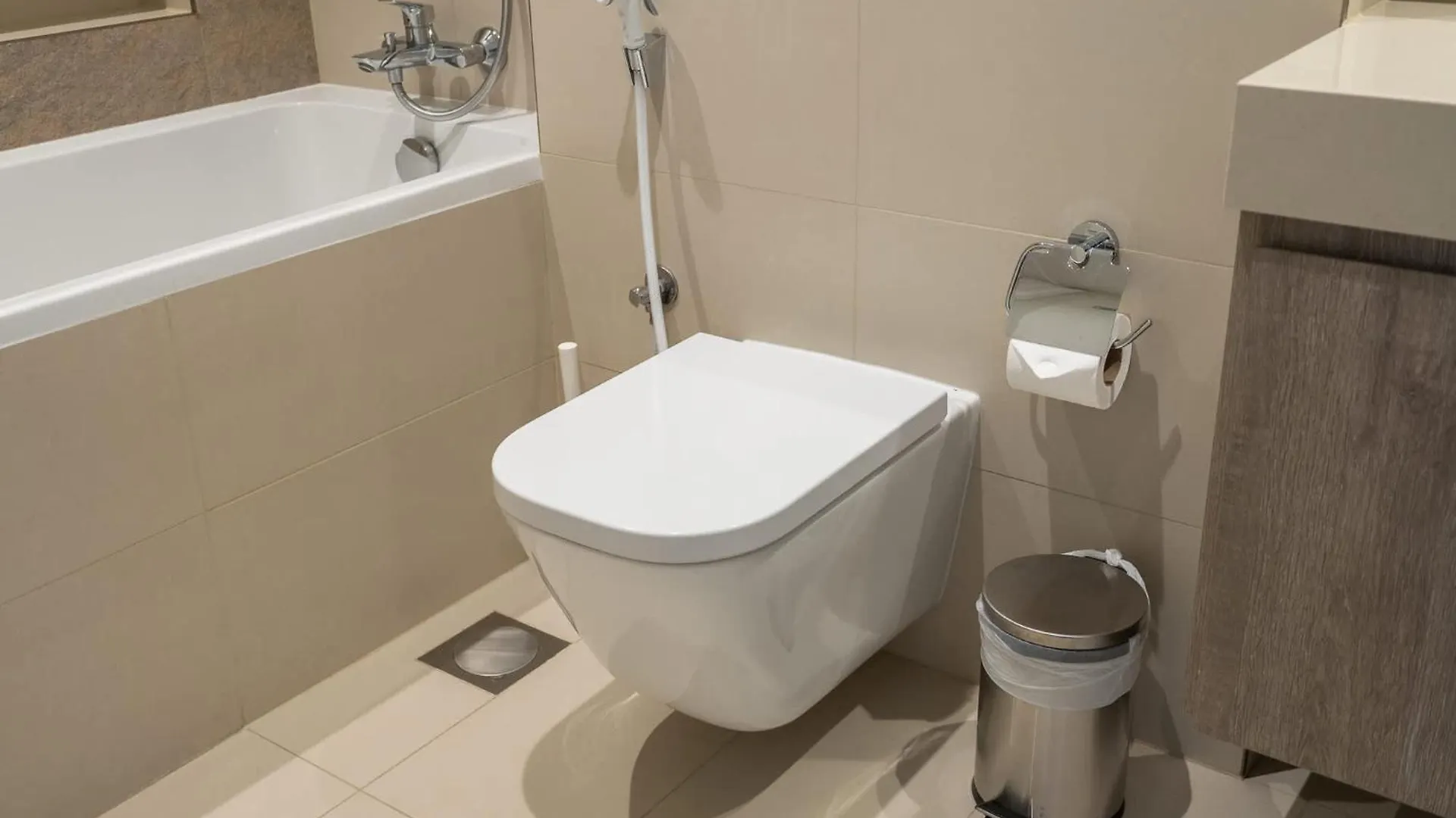 דובאי Modern 1-Bedroom Apartment Perfect For Family In Downtown With Skyline Views